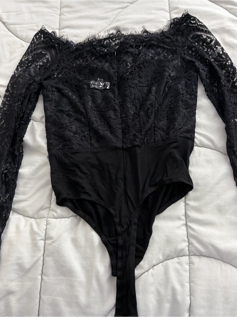 superdown Black Lace Off-Shoulder Long Sleeve Bodysuit